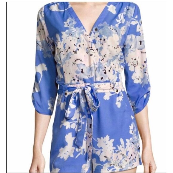 Yumi Kim Blue Floral Wrap Pocketed 3/4 sleeves Women's Romper Size S Small - Picture 1 of 9